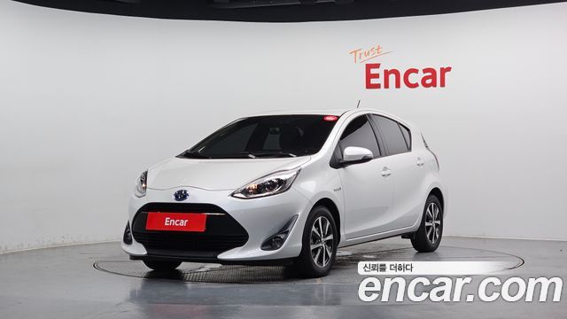 Toyota Prius — exterior