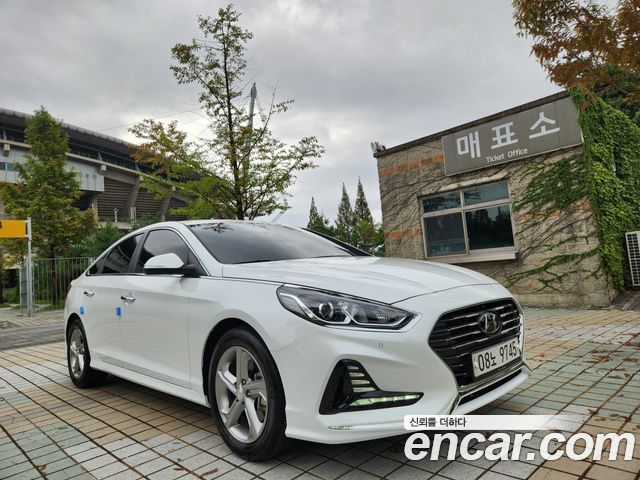 Hyundai Sonata — exterior