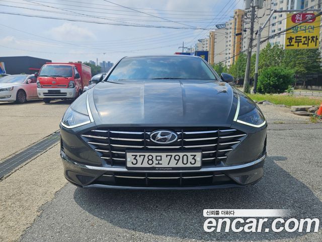 Hyundai Sonata — exterior