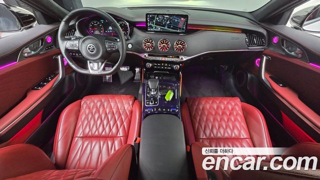 Kia Stinger — interior