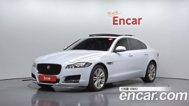 Jaguar XF — exterior