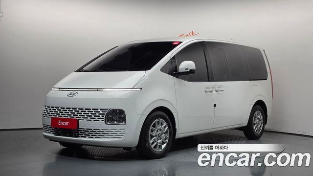 Hyundai Staria
