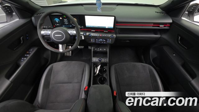 Hyundai Kona — interior