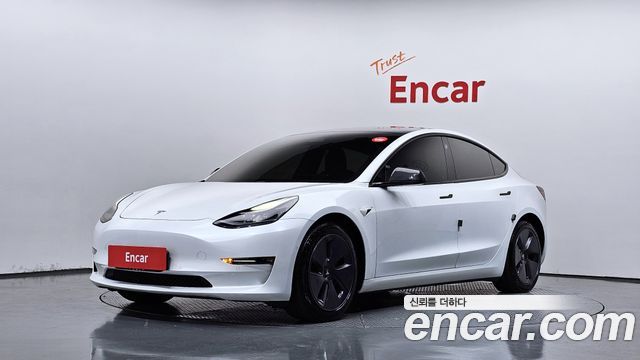 Tesla Model 3 — exterior