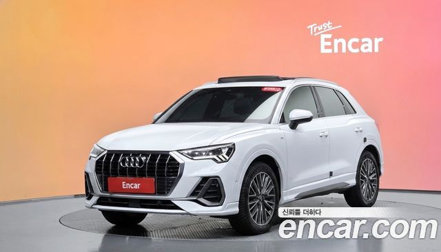 Audi Q3 — exterior