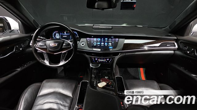 Cadillac CT6 — interior