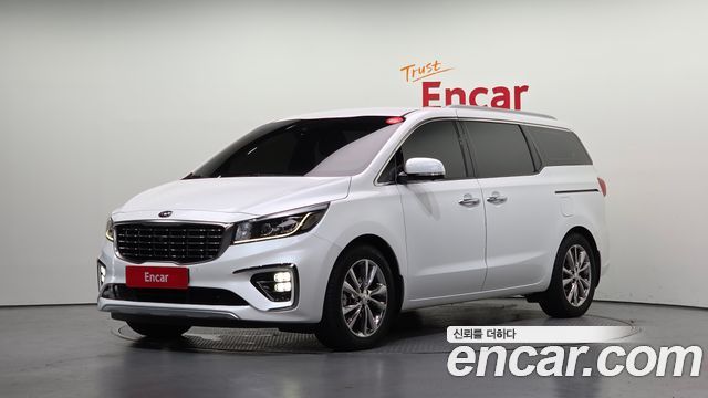 Kia Carnival — exterior