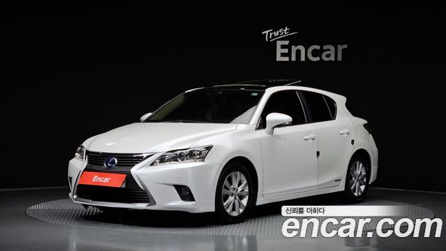 Lexus CT200h — exterior