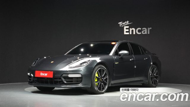 Porsche Panamera — exterior