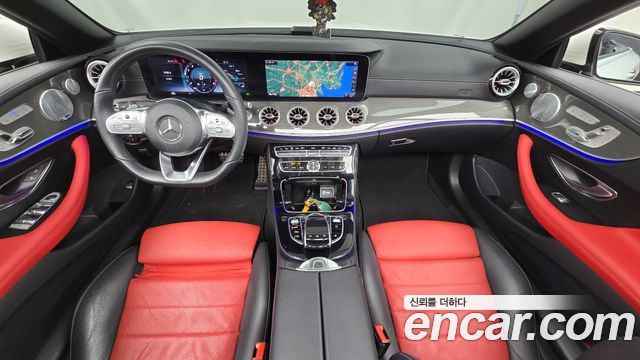 Mercedes-Benz E-Class — interior