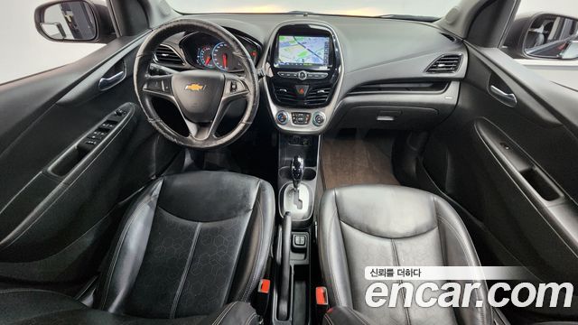 Chevrolet Korea Spark — interior