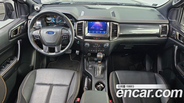 Ford Ranger — interior