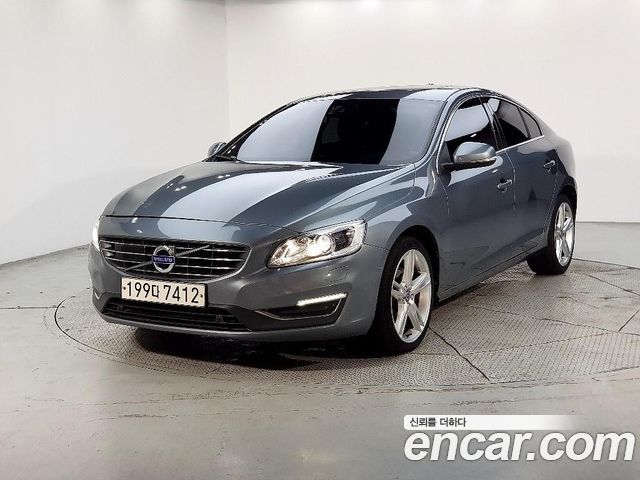 Volvo S60 — exterior