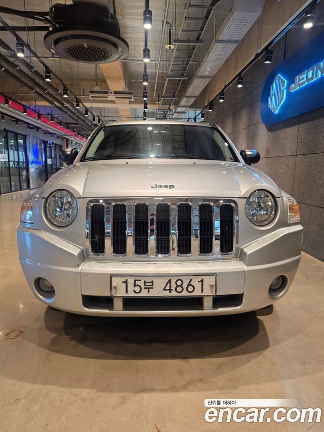 Jeep Compass — exterior
