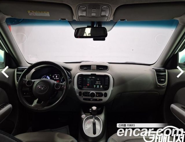 Kia Soul — interior