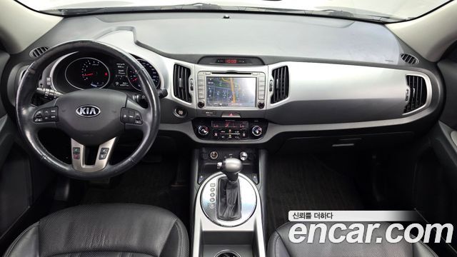 Kia Sportage — interior