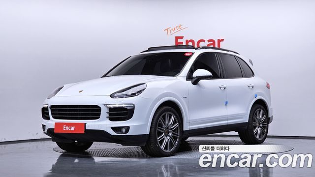 Porsche Cayenne — exterior