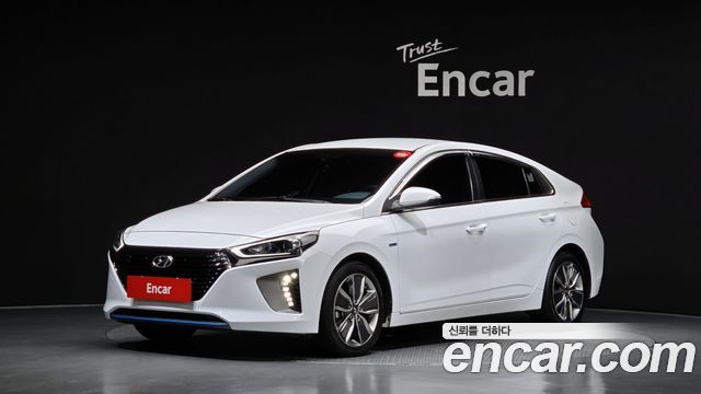 Hyundai Ioniq — exterior