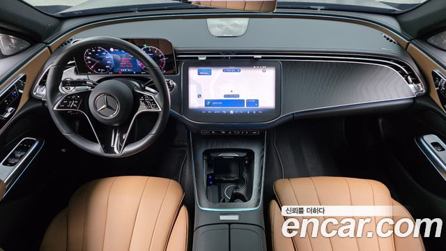 Mercedes-Benz E-Class — interior