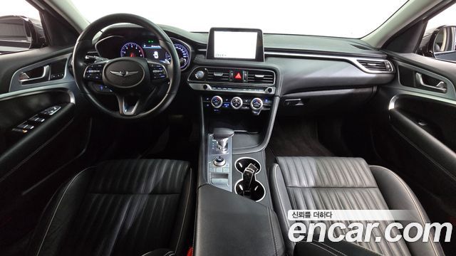 Genesis G70 — interior