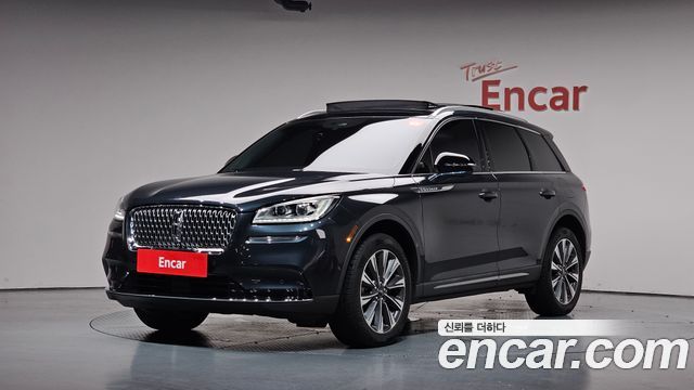 Lincoln Corsair — exterior