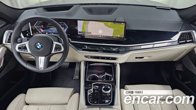 BMW X6 — interior