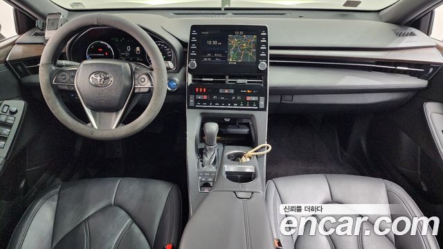 Toyota Avalon — interior