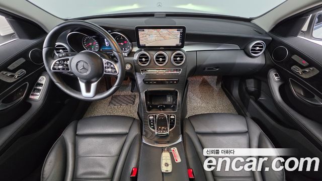 Mercedes-Benz C-Class — interior