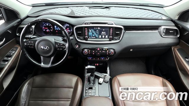 Kia Sorento — interior