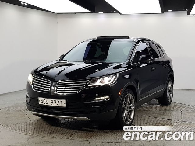 Lincoln MKC — exterior