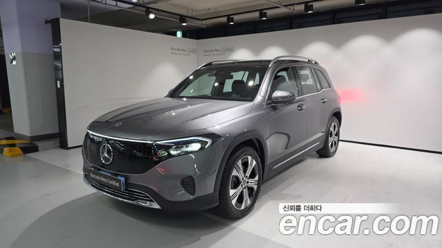Mercedes-Benz EQB — exterior