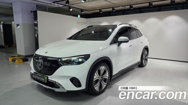Mercedes-Benz EQE — exterior