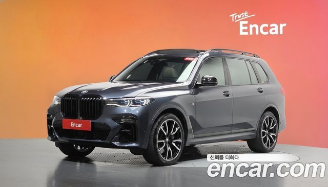 BMW X7 — exterior
