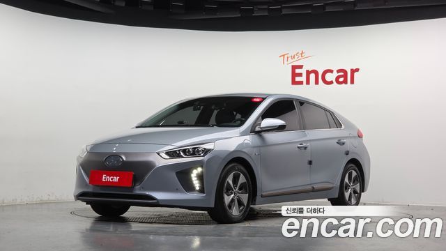 Hyundai Ioniq — exterior