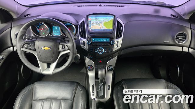 Chevrolet Korea Cruze — interior