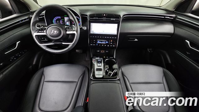Hyundai Tucson — interior
