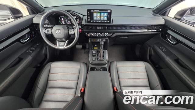 Honda CR-V — interior