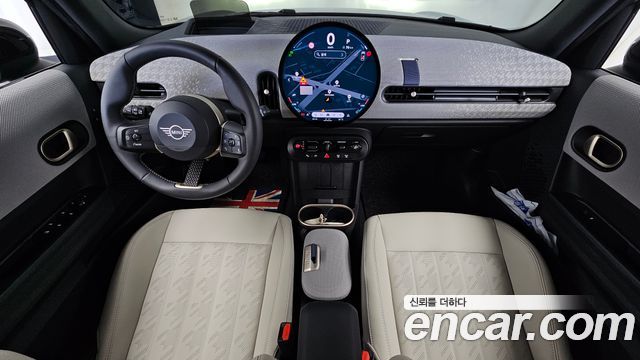 MINI Cooper — interior