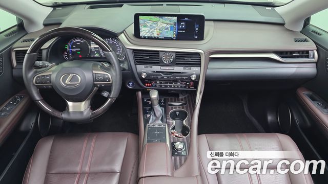 Lexus RX — interior