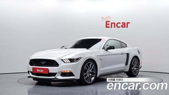 Ford Mustang — exterior