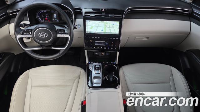 Hyundai Tucson — interior
