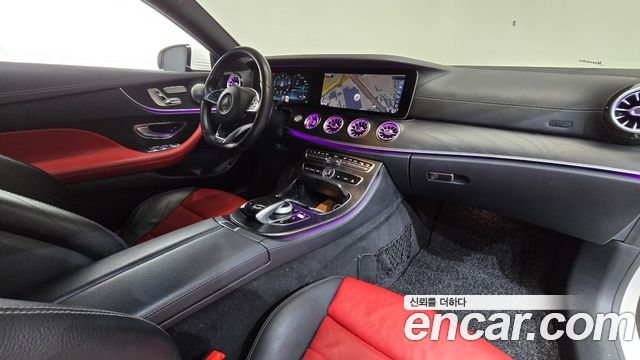 Mercedes-Benz E-Class — interior