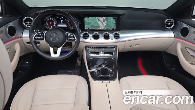 Mercedes-Benz E-Class — interior