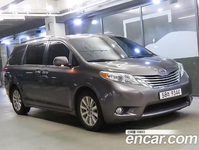Toyota Sienna — exterior