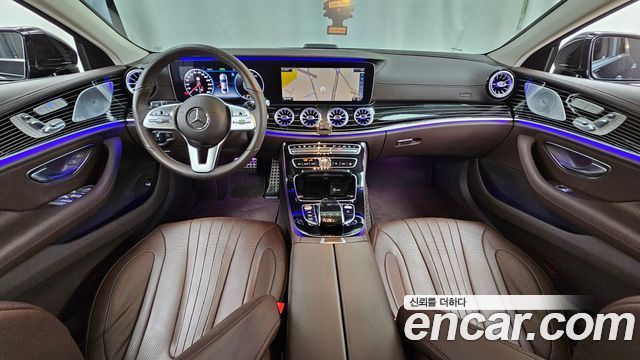 Mercedes-Benz CLS-Class — interior