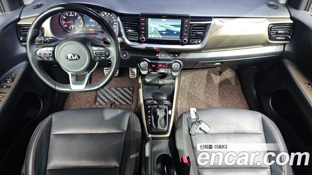 Kia Stonic — interior