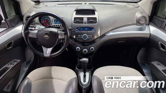 Chevrolet Korea Spark — interior