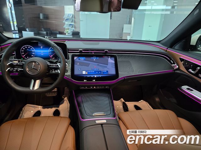 Mercedes-Benz E-Class — interior