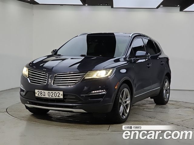 Lincoln MKC — exterior
