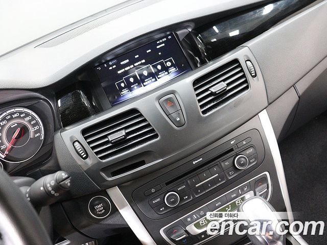 Renault Korea SM5 — interior